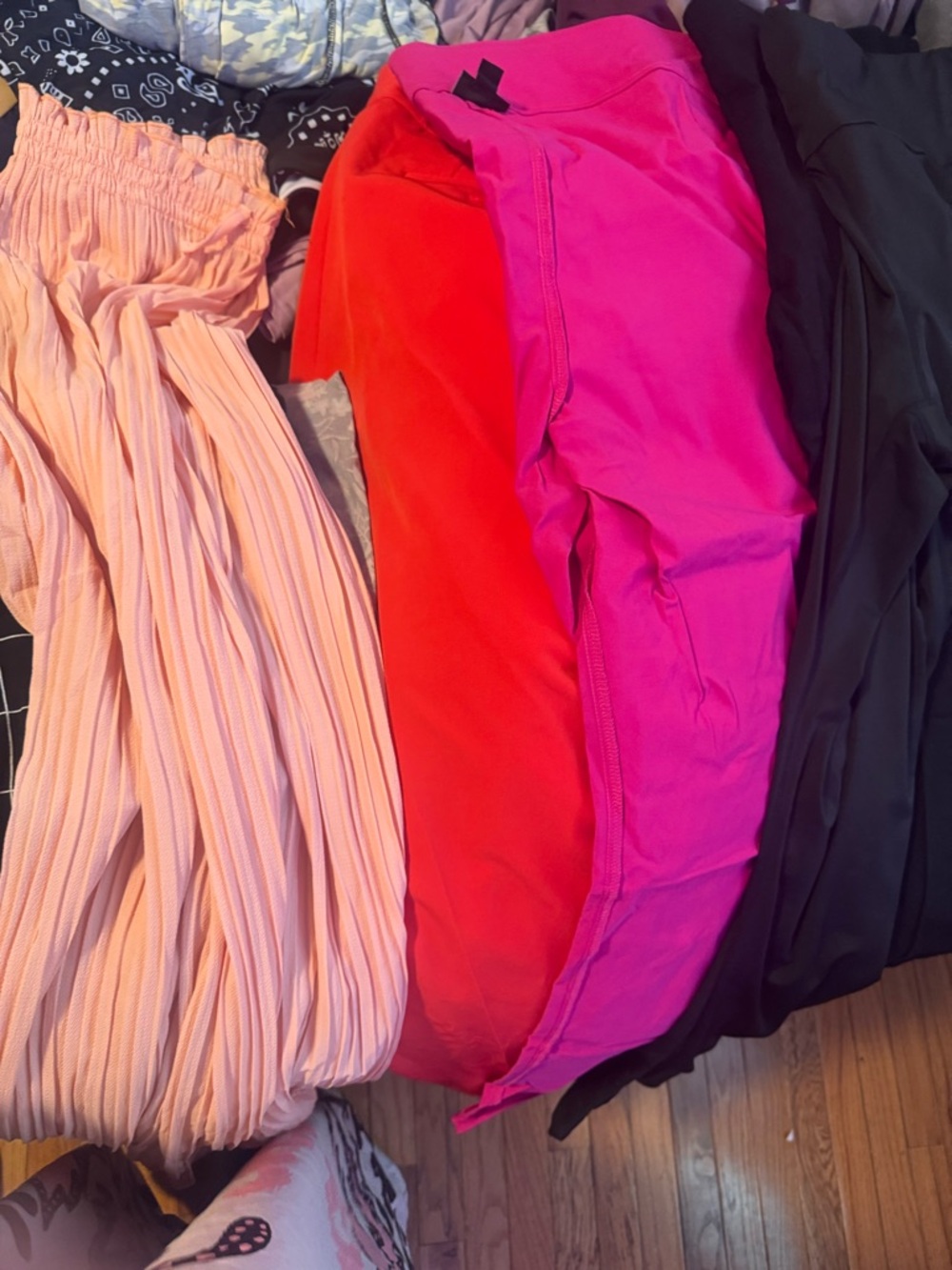 Meet your Posher, Wisteria